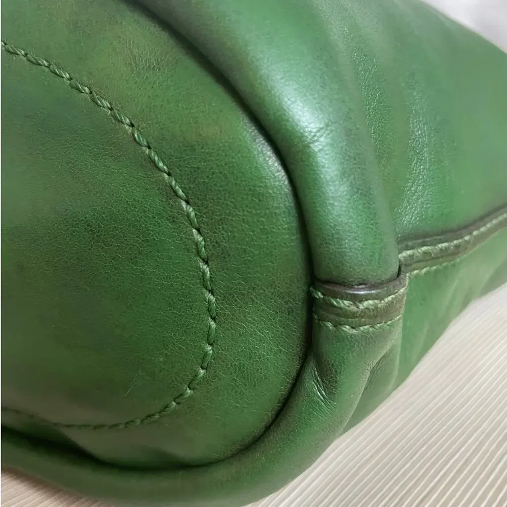 RARE Coach Bleecker Bucket Bag 11422 Moss Green Leather Tattersall Shoulder Bag